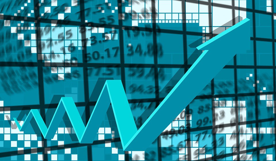 В 2021 ГОДУ НАЦИОНАЛЬНАЯ ЭКОНОМИКА МОЖЕТ ВЫРАСТИ НА 4%